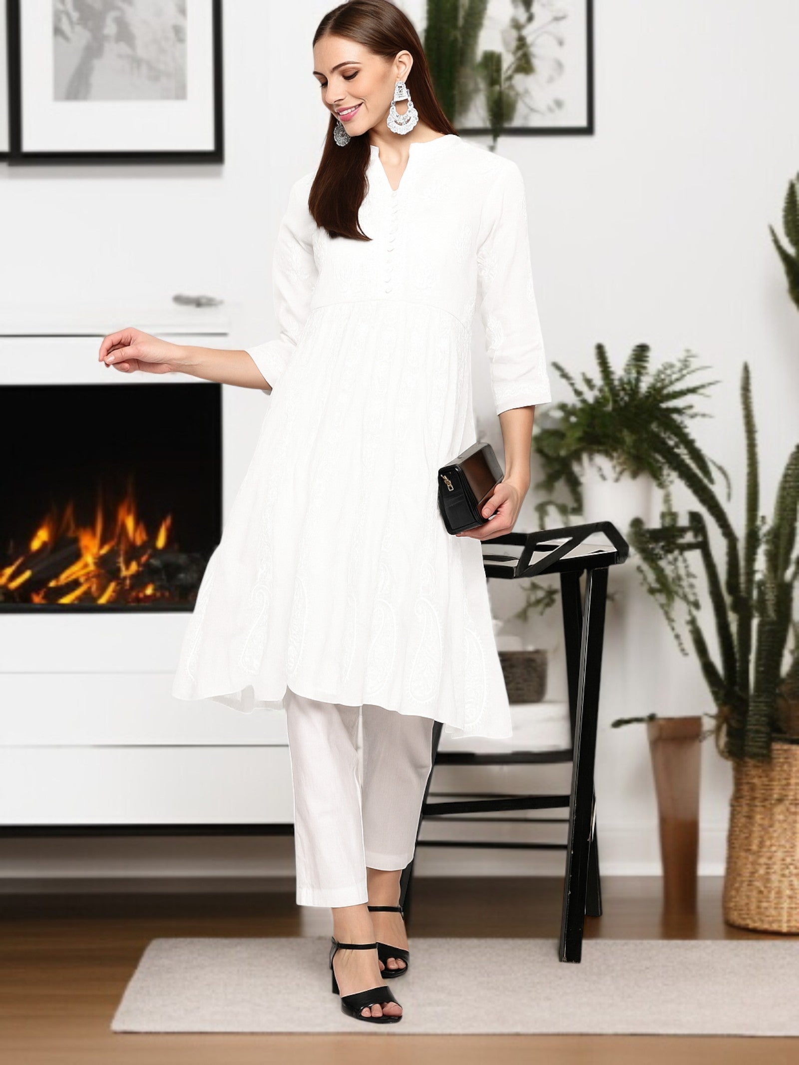 Women’s Cotton Anarkali Handcrafted Chikankari Kurta – Round Neck, Flat Collar, 3/4 Sleeves, 43 Inch