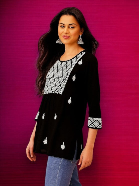 Black Cotton Round Neck Chikankari Kurta