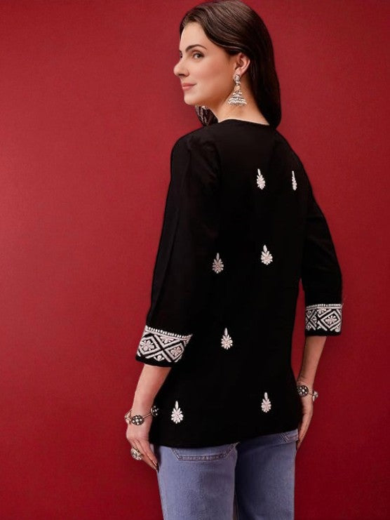 Black Cotton Round Neck Chikankari Kurta