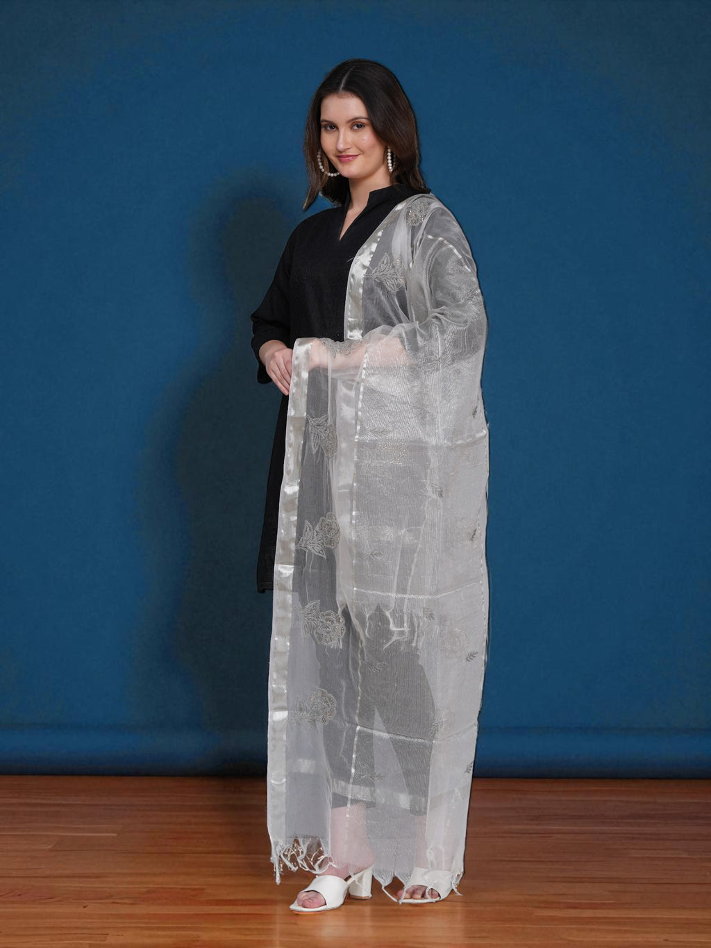 Light Weight Organza Chikankari Dupatta With Mukaish Work