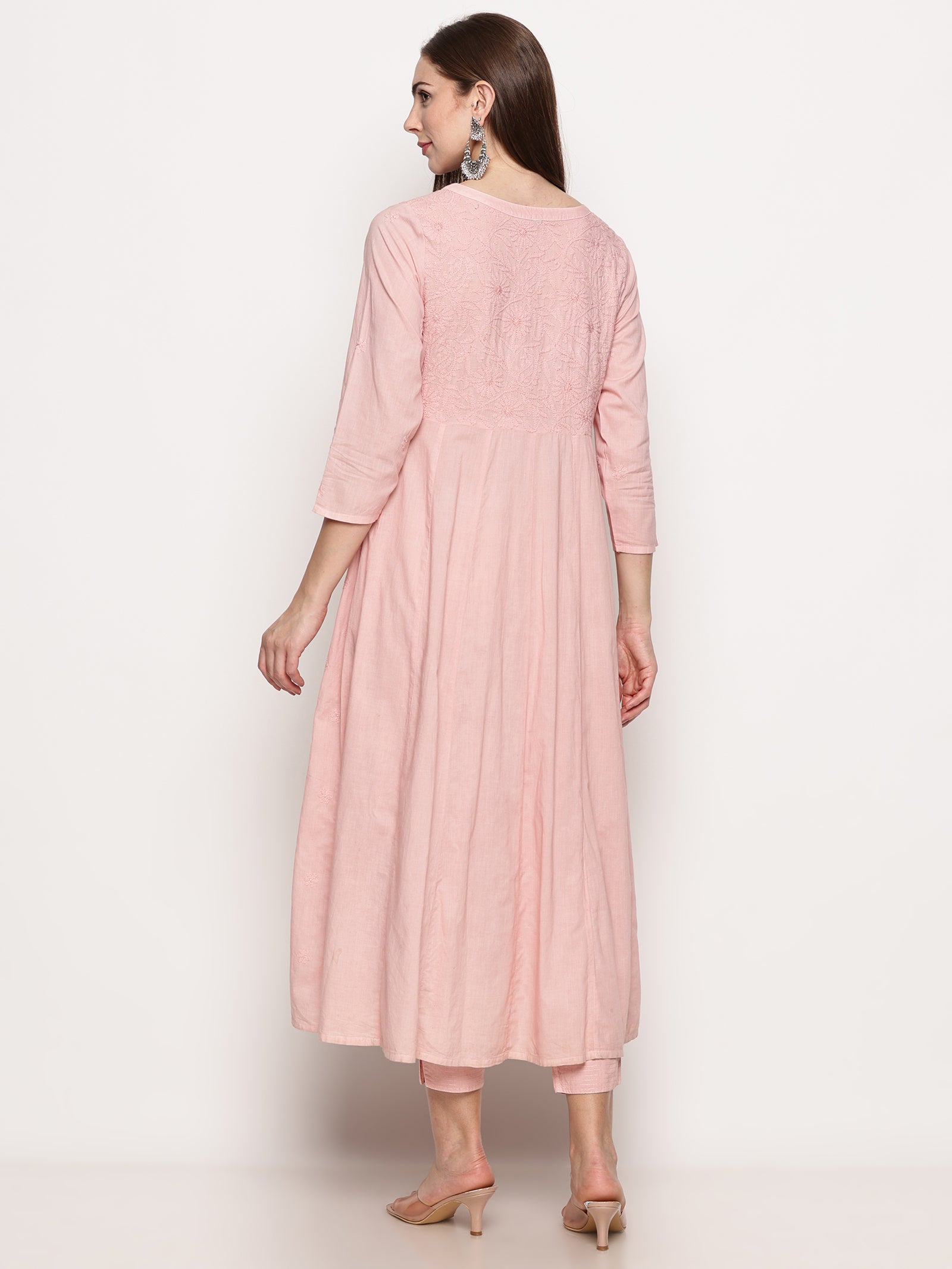 Women’s Cotton Hand-Embroidered Chikankari Kurti – Round Neck, 3/4 Sleeves, 46 Inches