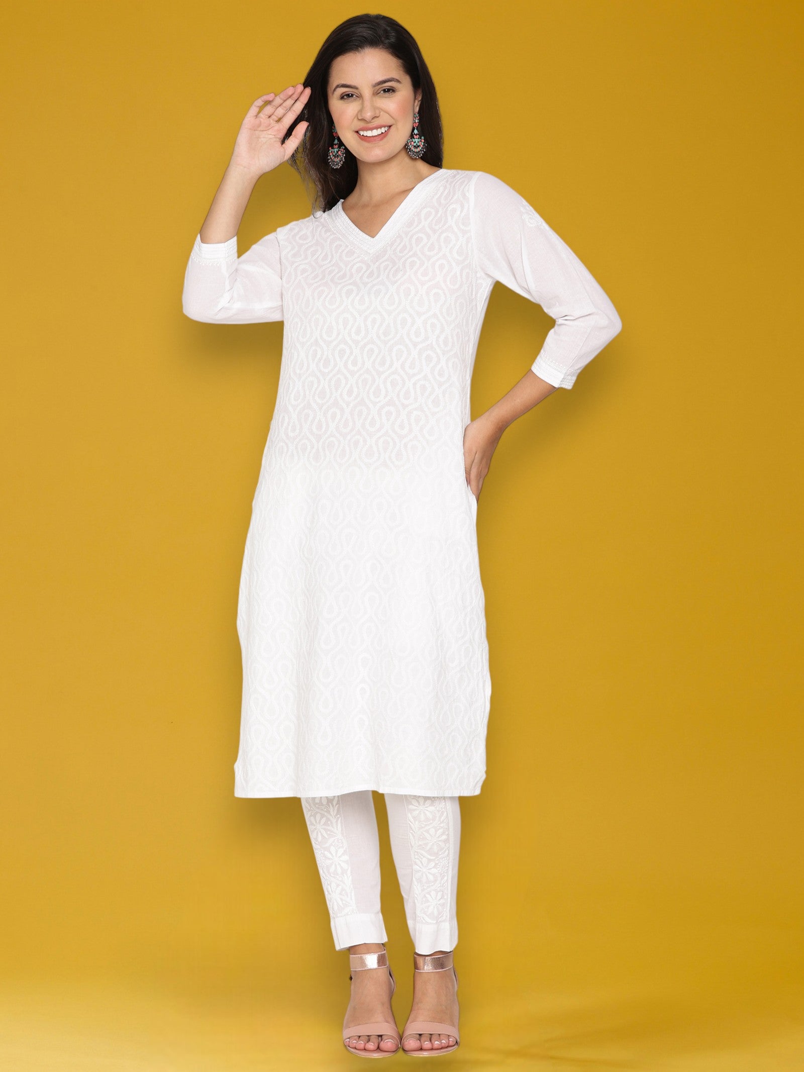 White Cotton Chikankari Straight fit Kurta