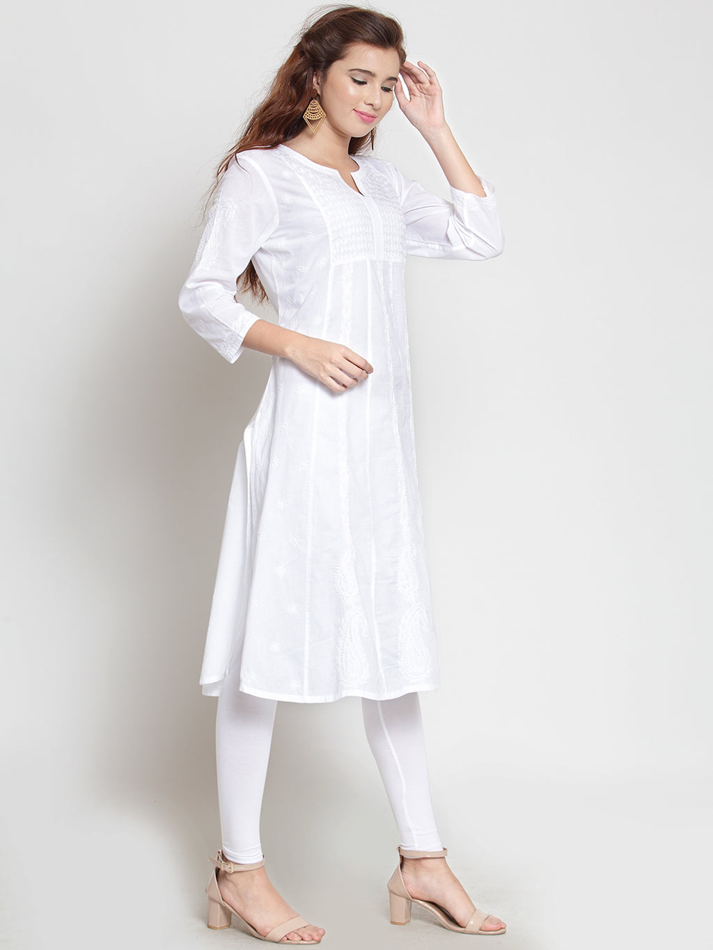 Women’s White Cotton Hand-Embroidered Chikankari Kurti – Round Neck, 3/4 Sleeves, 45 Inches