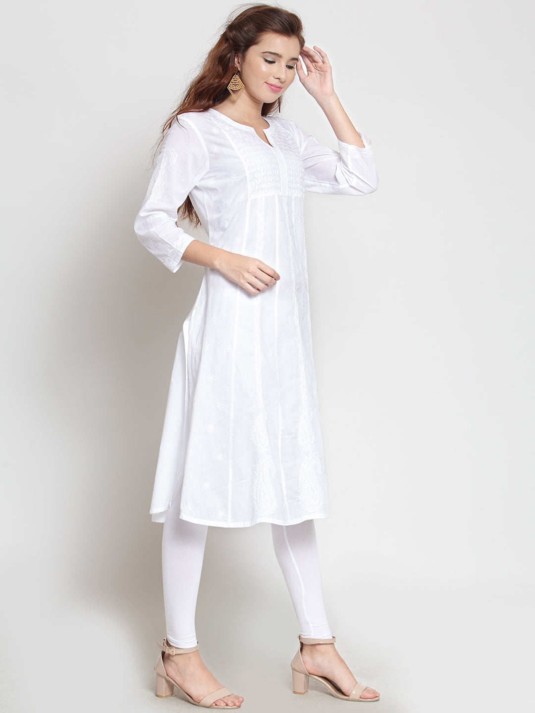 Women’s White Cotton Hand-Embroidered Chikankari Kurti – Round Neck, 3/4 Sleeves, 45 Inches